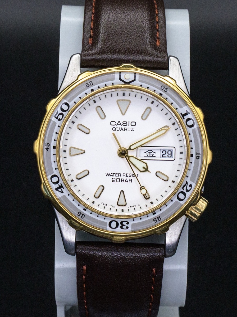 Casio Marlin Rare MD-715 JDM Import 36mm Vintage Day Date Diver